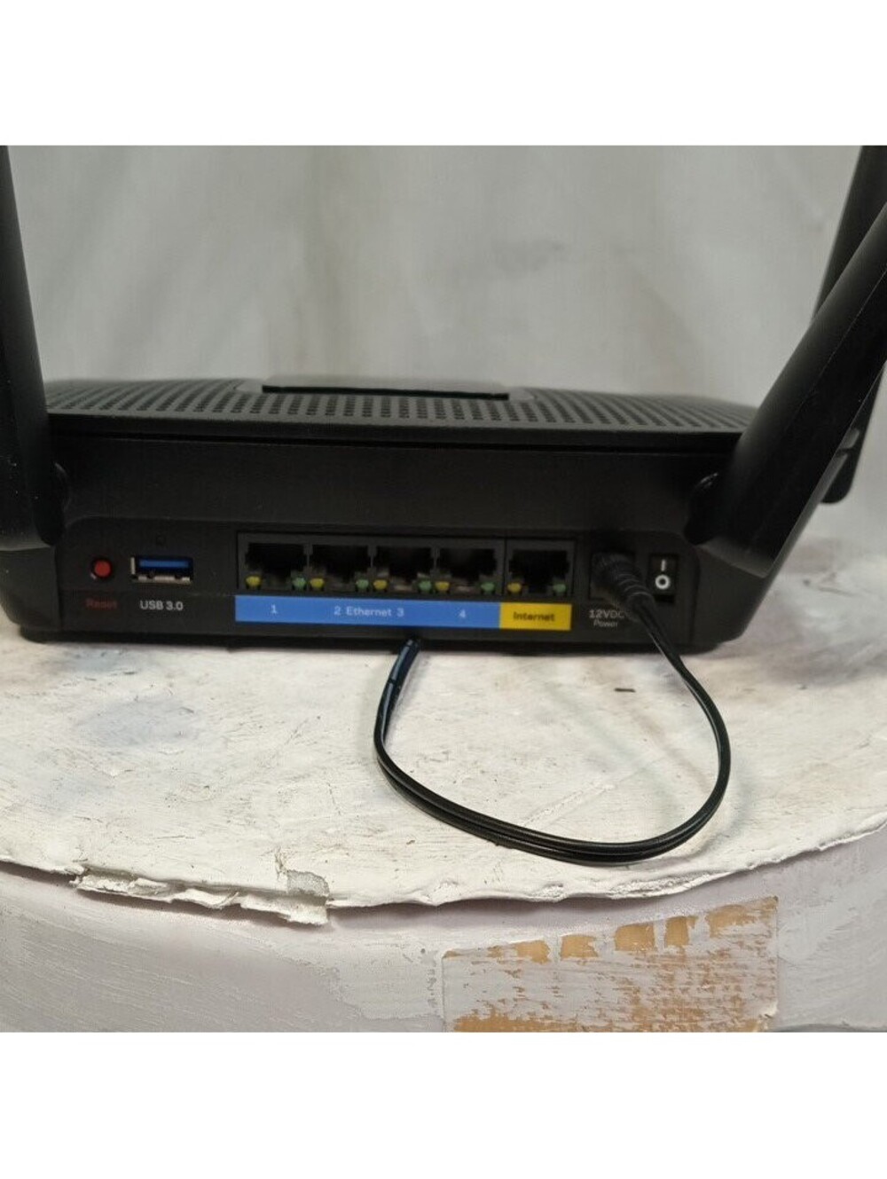Linksys EA8300 Max-Stream AC2200 Tri-Band WiFi Router